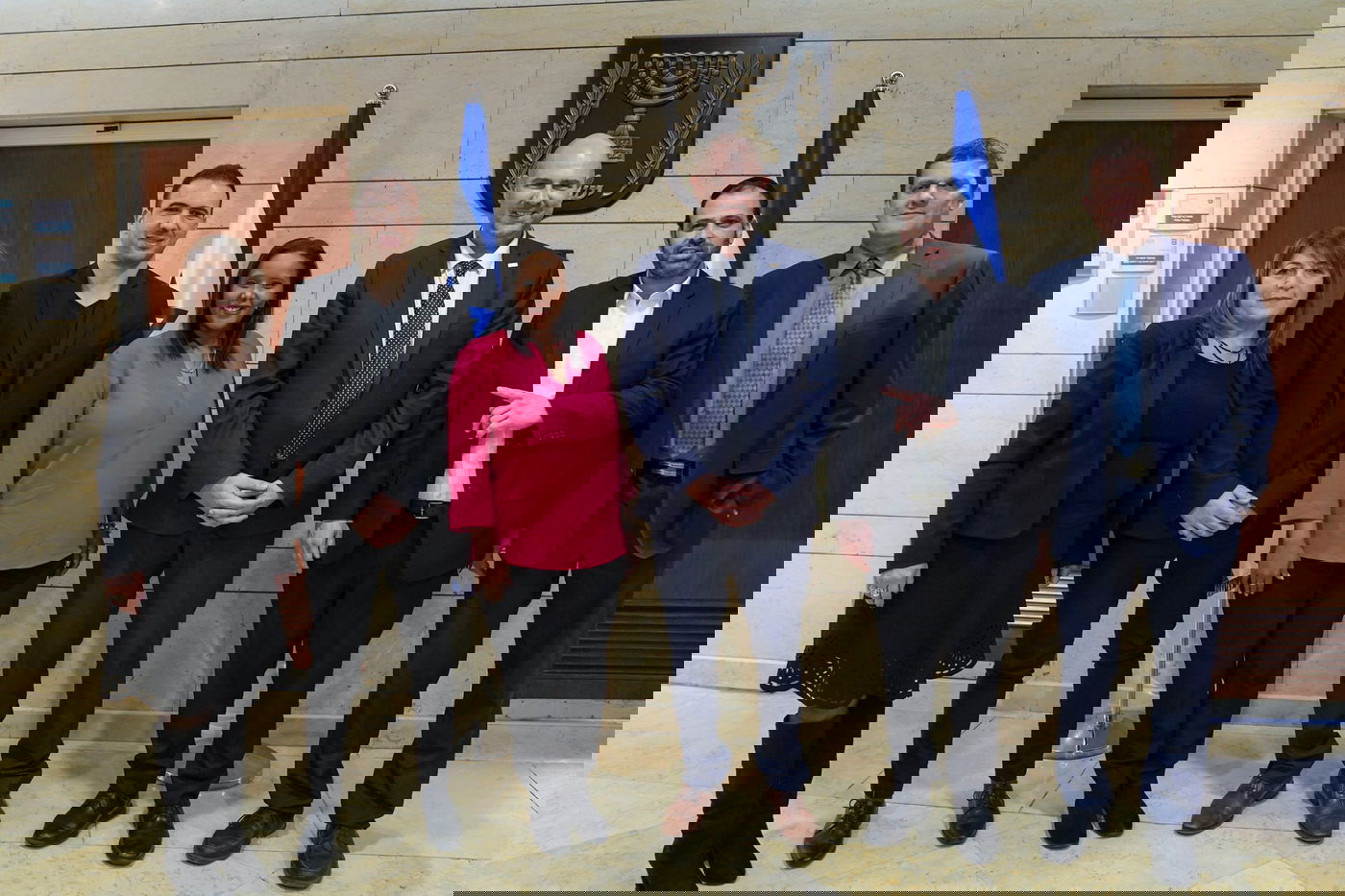 ועדת האתיקה נחנכה בלשכת אוחנה; "לא ועדת צנזורה"