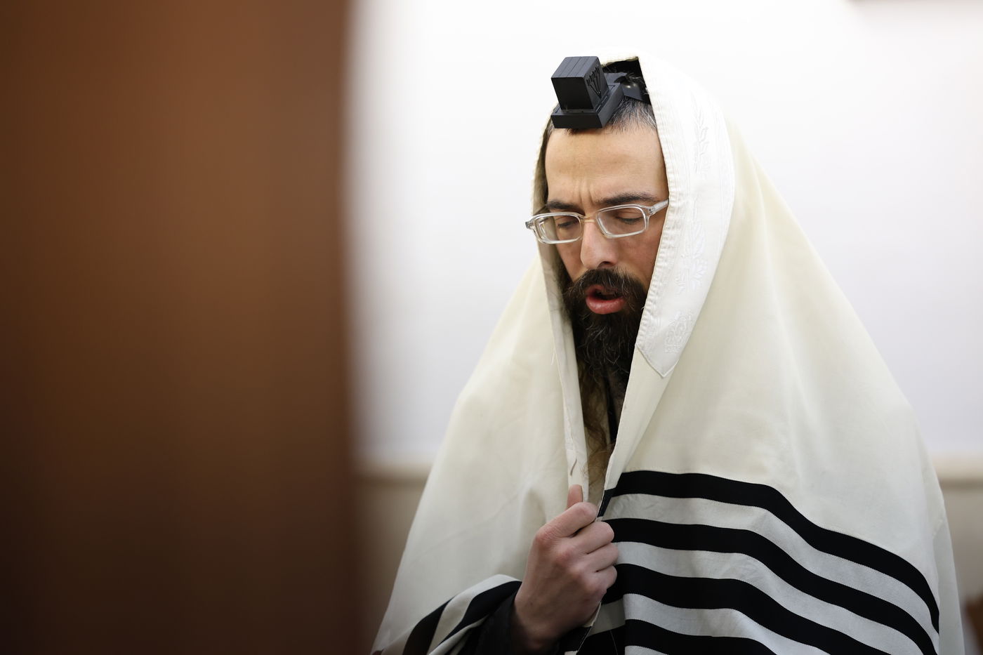 ללא החסידים: האדמו"ר מזוועהיל התפלל שחרית במירון