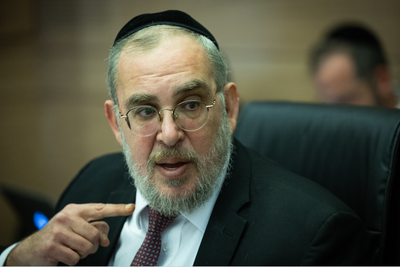 אשר מתראיין בכנס