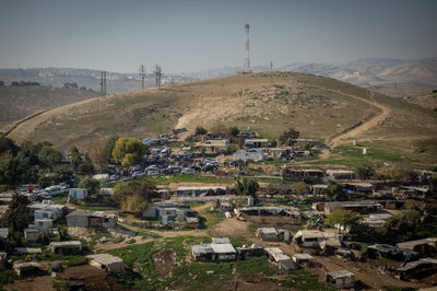 חאן אל אחמר