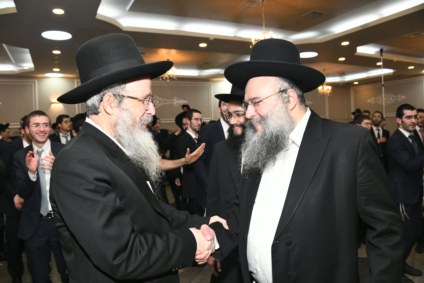 שמחת נישואי נכדת מרן שר התורה זצוק"ל | תיעוד ענק