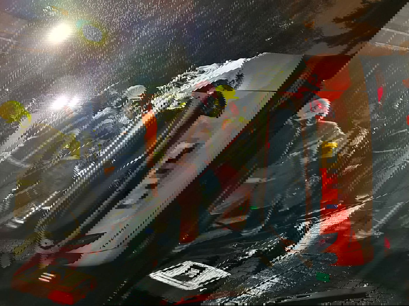 שני הרוגים בתאונה קשה בלב ירושלים; אישה נוספת נלכדה