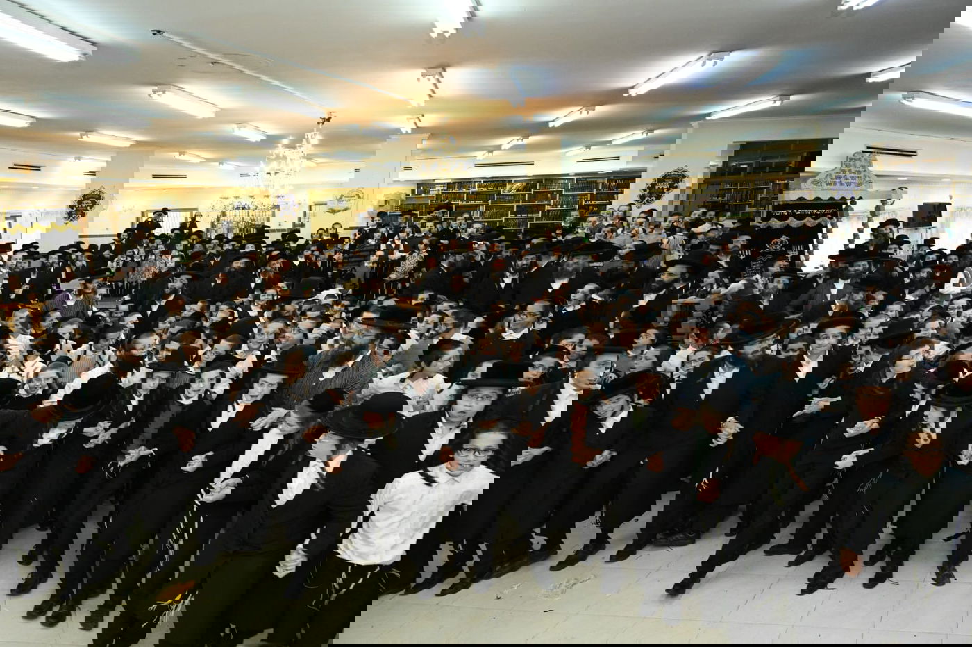 תיעוד סוחף: מעמד כבוד התורה בברסלב בבית שמש