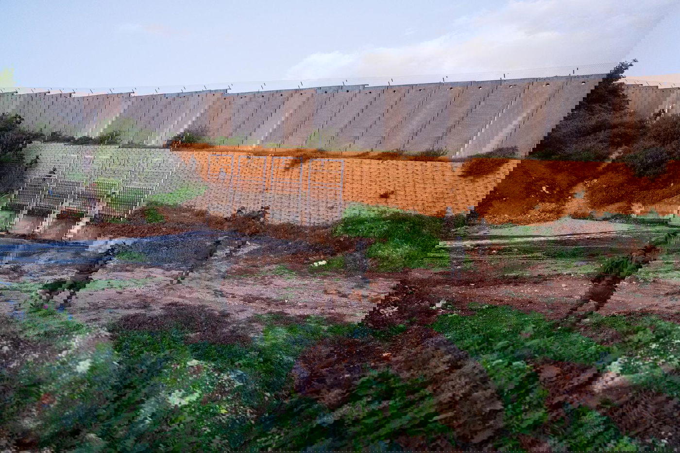 הלוחמים פשטו על שני כפרים ועצרו ארבעה מבוקשים • צפו