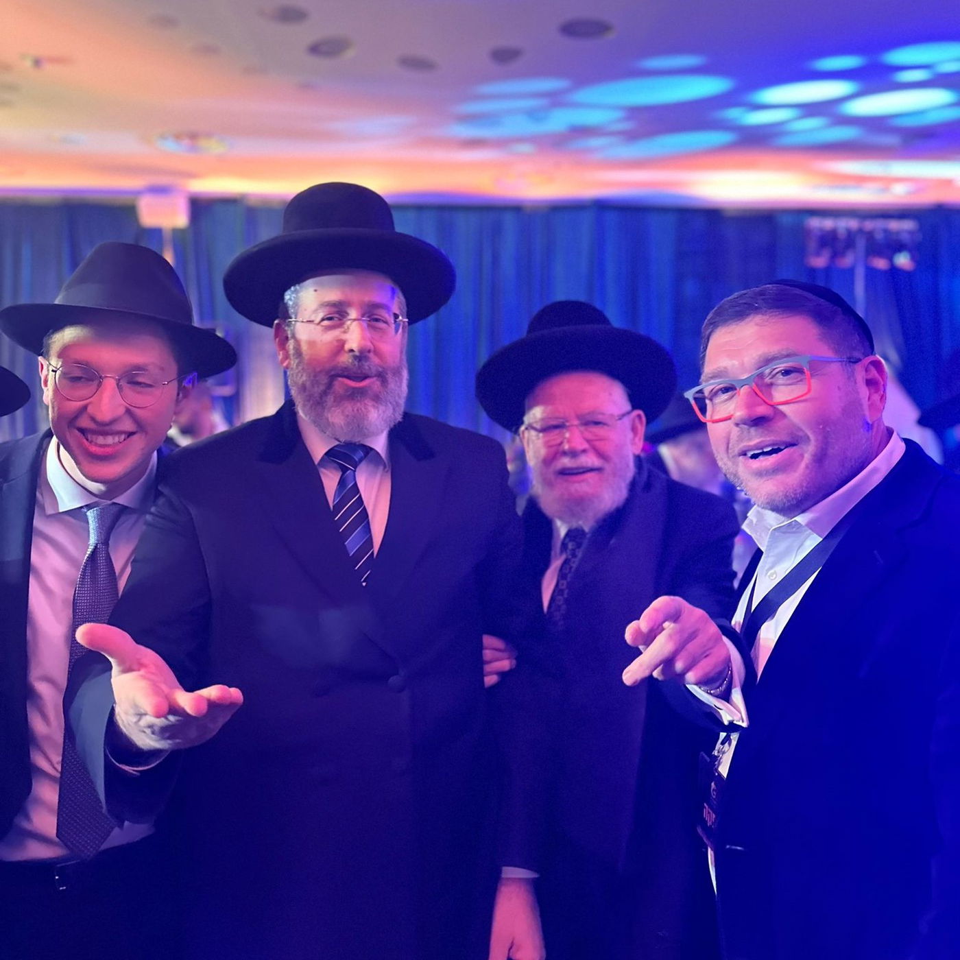 זופניק בכיכר • כל התמונות והנייעס של השבוע