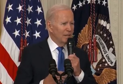 ביידן בפליטת פה נוספת: "מחצית הנשים בממשל - נשים"