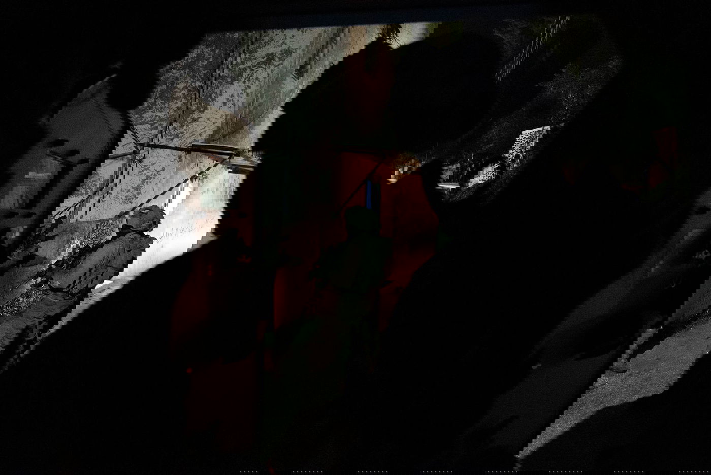 8 מבוקשים נעצרו: אבנים יודו על כוחות הביטחון