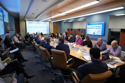 הדיון, היום