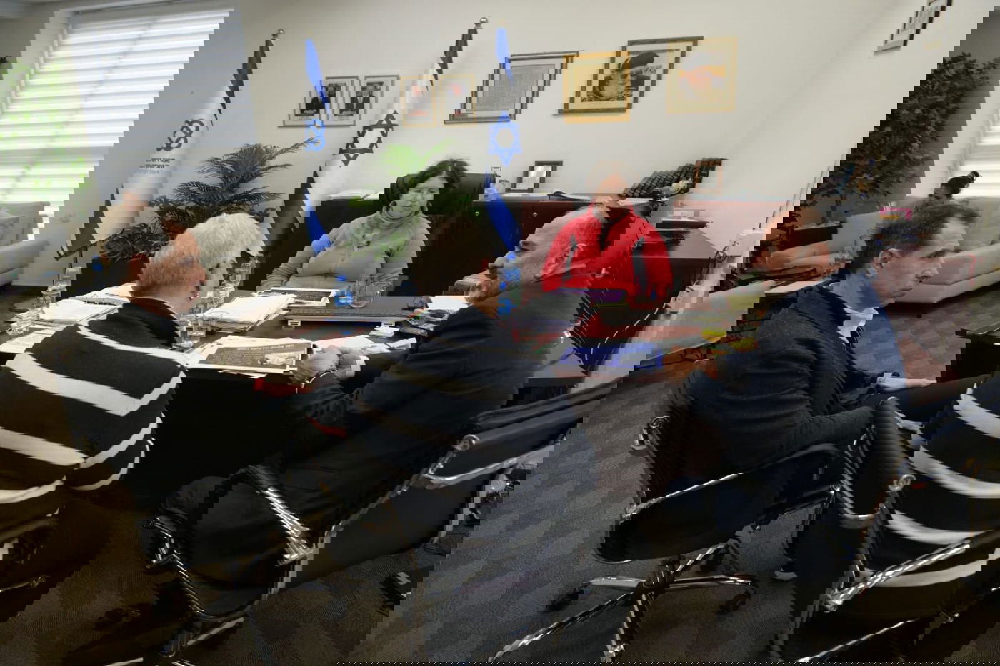 שרת הרווחה והביטחון החברתי ליום אחד - שני רפיח