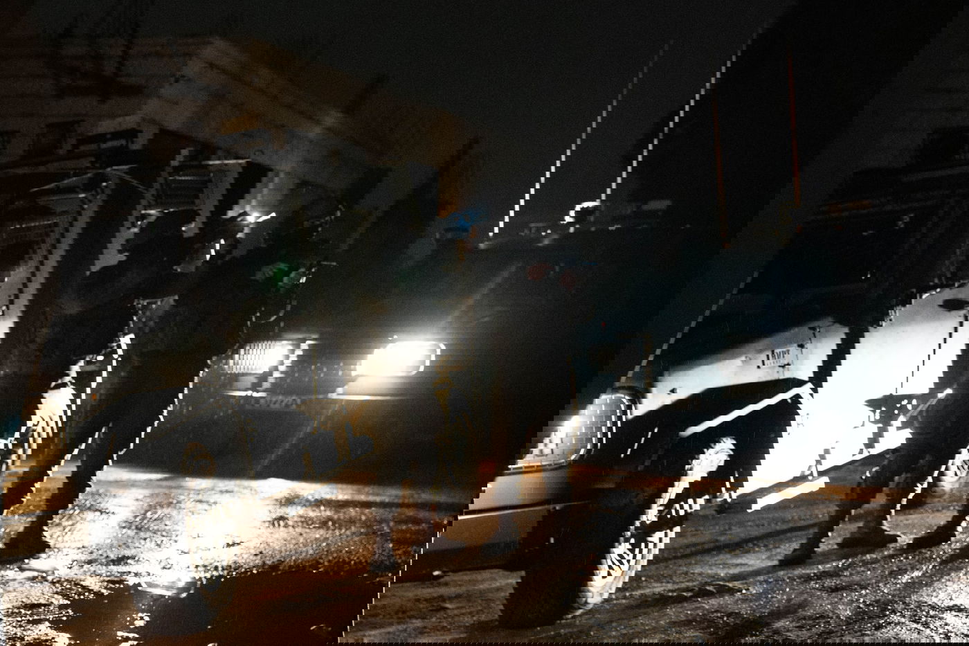 תוך אלימות ויידוי אבנים: נעצרו 12 מבוקשים ביו"ש | תיעוד