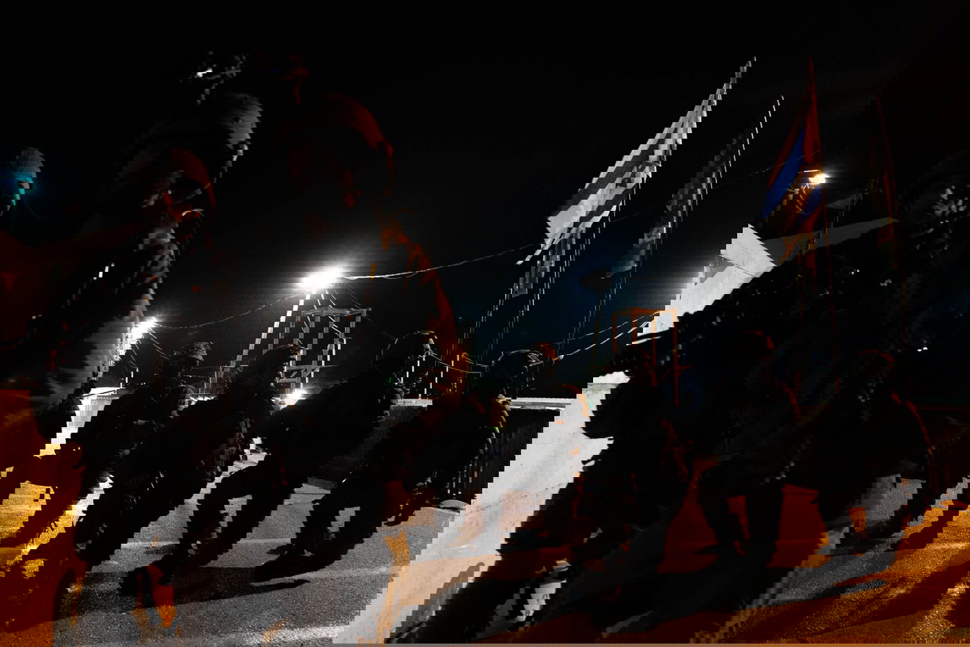 תוך אלימות ויידוי אבנים: נעצרו 12 מבוקשים ביו"ש | תיעוד