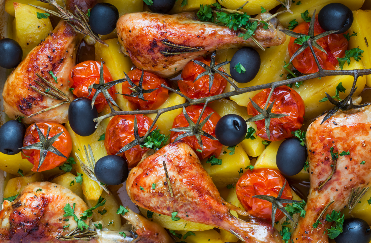 פריך כמו שצריך: ירכי עוף צרובים עם זיתים