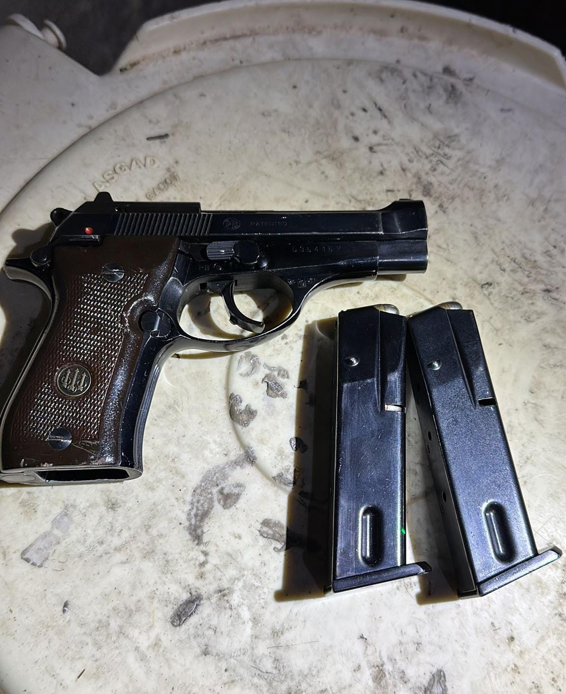 המסתערבים חשפו נשק בבית בשכונת א-טור • תיעוד