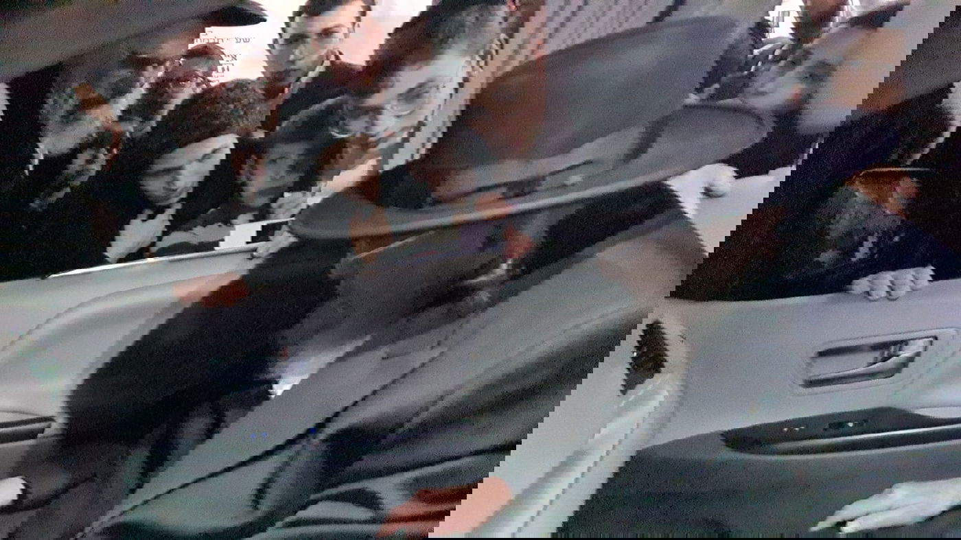 "אני לא יכול לסבול את האסון שלכם": הגרב"מ אזרחי ניחם את משפחת פאלי ופרץ בבכי