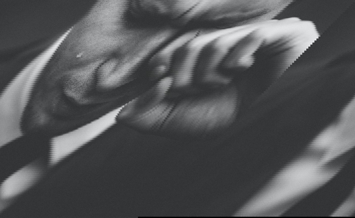 "גם אם הוא יגיע בוכה לחתונה - את השידוך לא מפרקים"; האמנם?