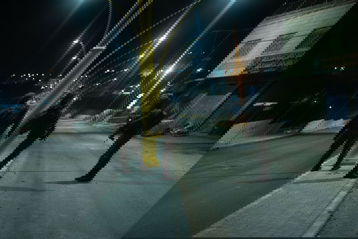 הכוחות פשטו על הכפר וחטפו בלוקים | 16 מבוקשים נעצרו