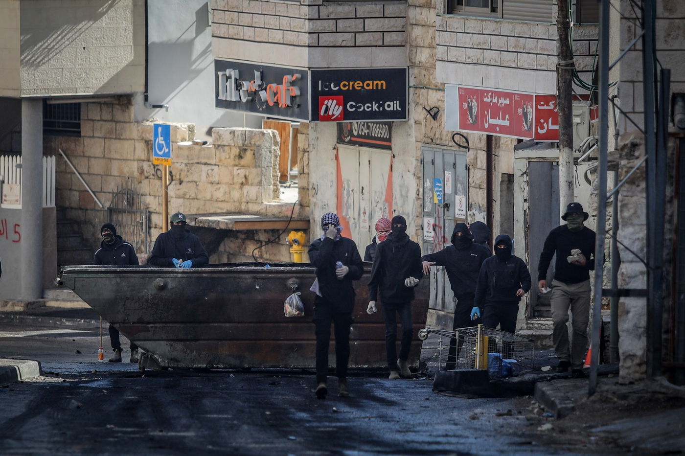 צפו בתיעוד: המחבלים הפלסטינים השתוללו בעיסוואיה