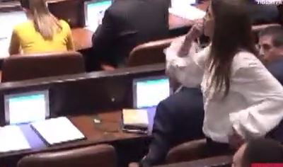 צפו בסערה במליאה