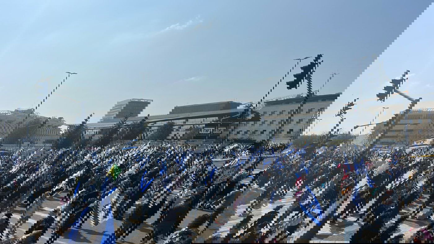 לפני ההצבעה במליאה על הרפורמה: רוב המפגינים מחוץ לכנסת - התפזרו