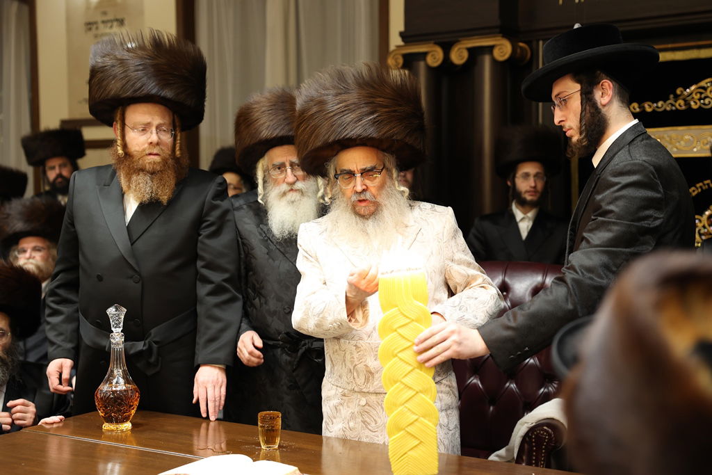 תיעוד נרחב: המסע של הרבי מסאטמר לרומניה