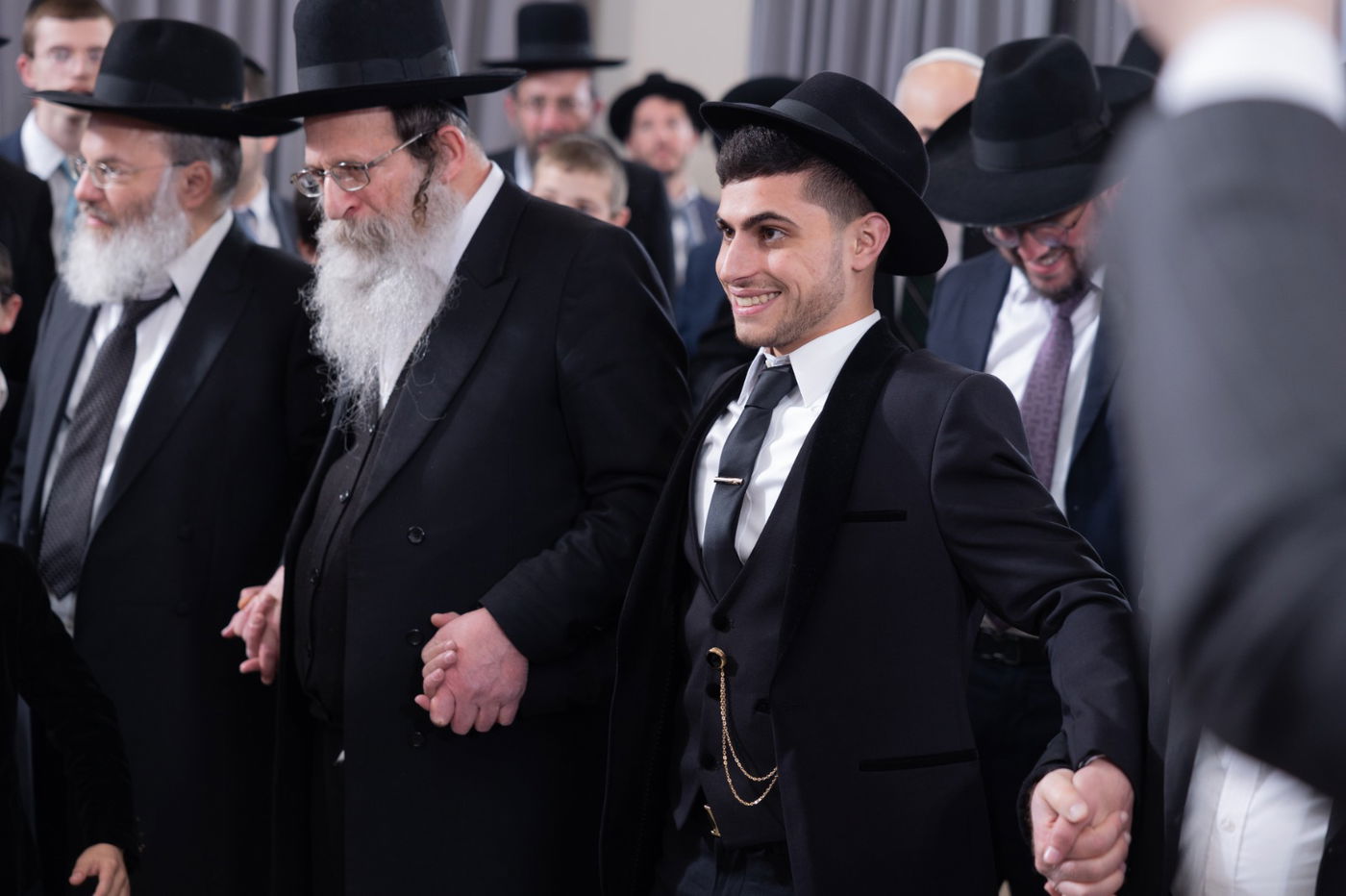 רבנים ואישי ציבור בחתונת ילדיהם של ראשי המוסדות