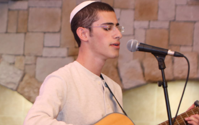 עמיחי פלסר מחדש את קרליבך: "ועינינו תראינה"