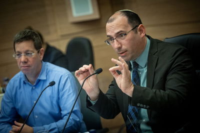 מי רוצה להרוג אותו? שמחה רוטמן