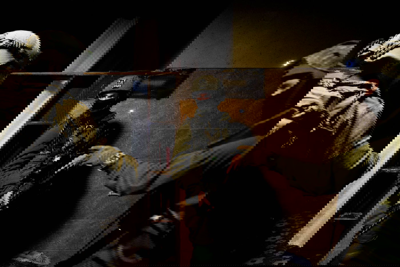 חמישה מבוקשים נעצרו על-ידי צה"ל והשב"כ | תיעוד