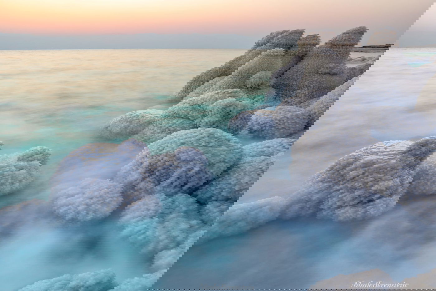 מה רבו. זריחה במצפה שלם