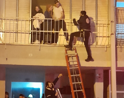שריפה פרצה בבניין מגורים בבני ברק; 24 פונו לטיפול בבתי החולים