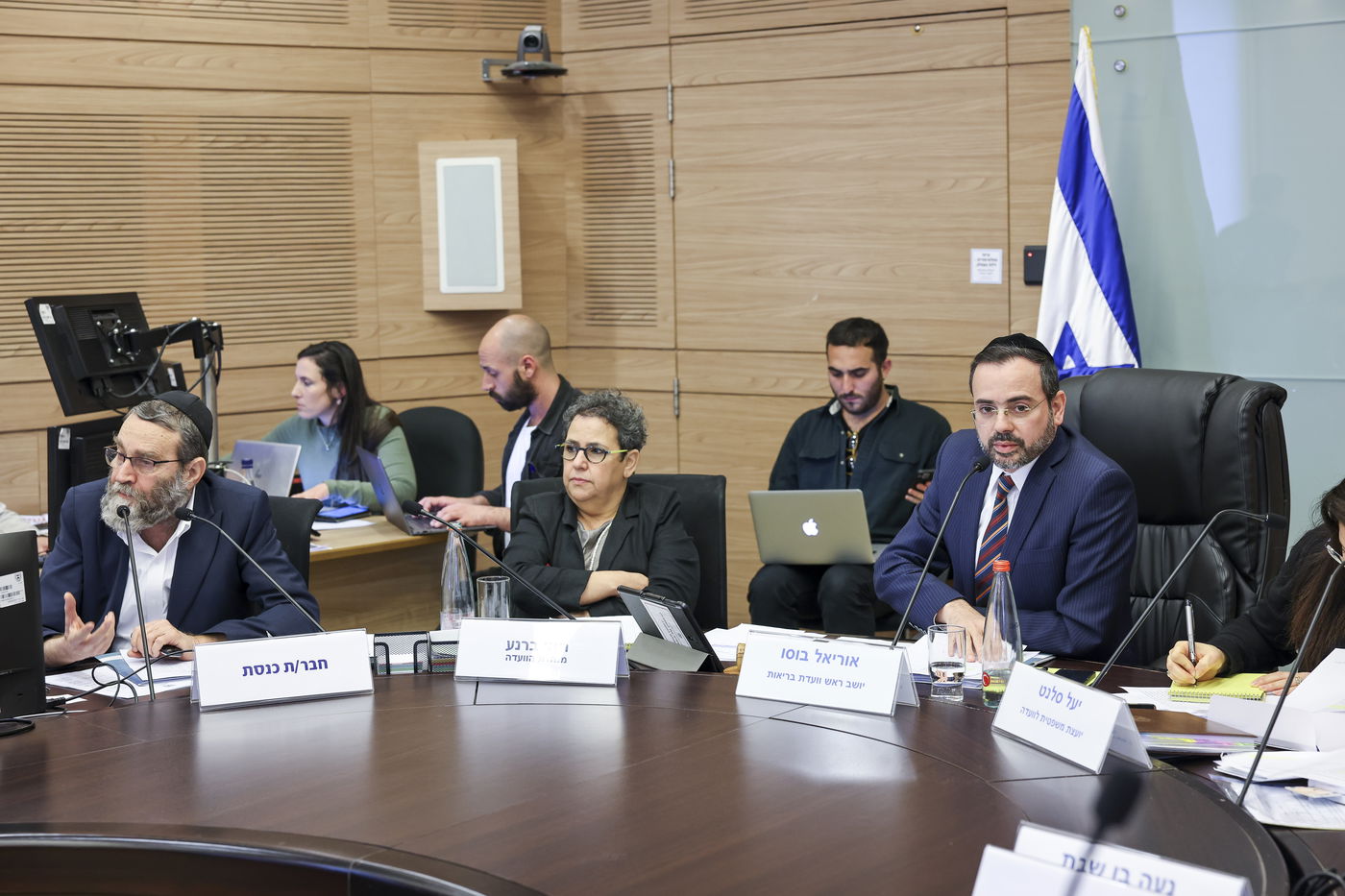 ועדת הבריאות דנה בהכנסת חמץ לבתי חולים | תיעוד