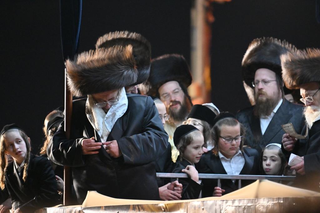 שמחת בית תולדות אהרן - רמת שלמה - לעלוב | גלריה