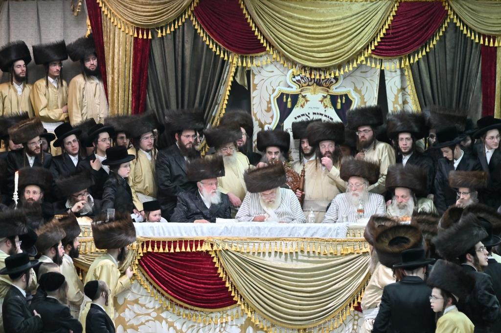 שמחת בית תולדות אהרן - רמת שלמה - לעלוב | גלריה