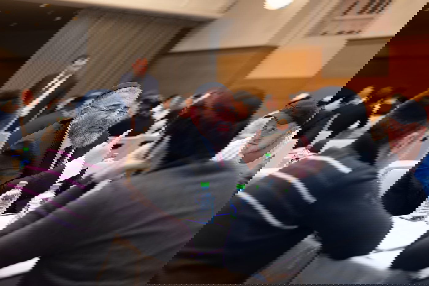 אוליגרכים ובחורי ישיבות: תיעוד מה'ירחי כלה' במוסקבה