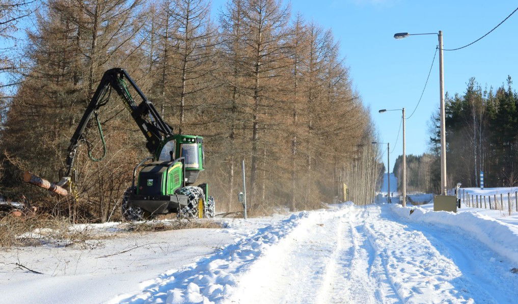 תיעוד מפינוי איזור בו תוקם הגדר, מוקדם יותר השבוע