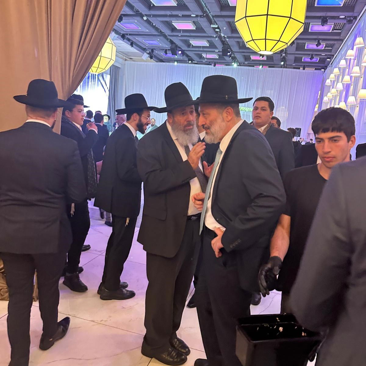 זופניק בכיכר • כל התמונות והנייעס של השבוע