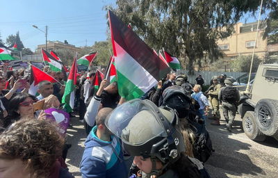 שמאלנים הגיעו לביקור הזדהות בחווארה; צה"ל חסם אותם