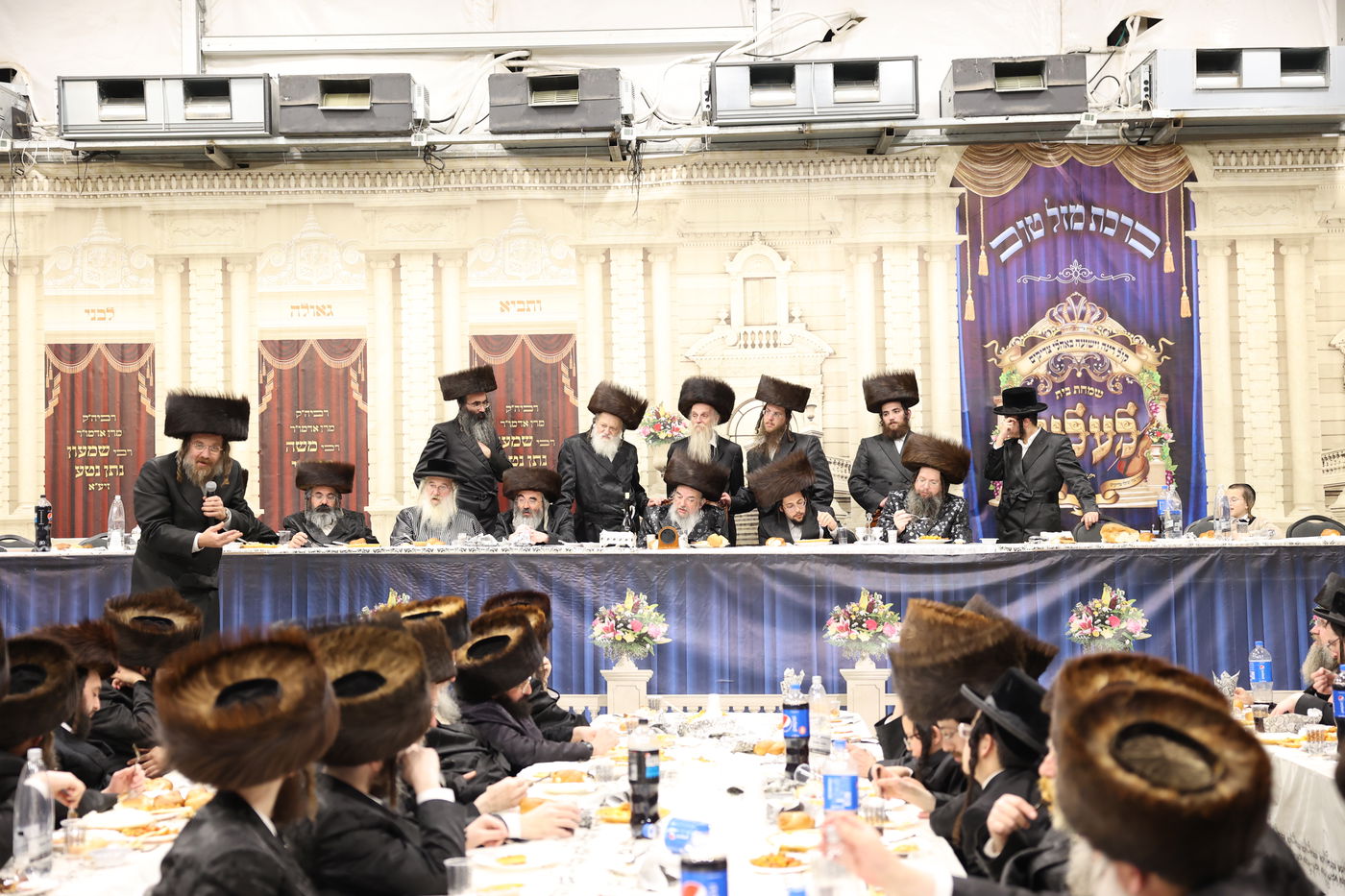 שבע ברכות המרכזי בחצרות לעלוב-טמשוואר אלעד