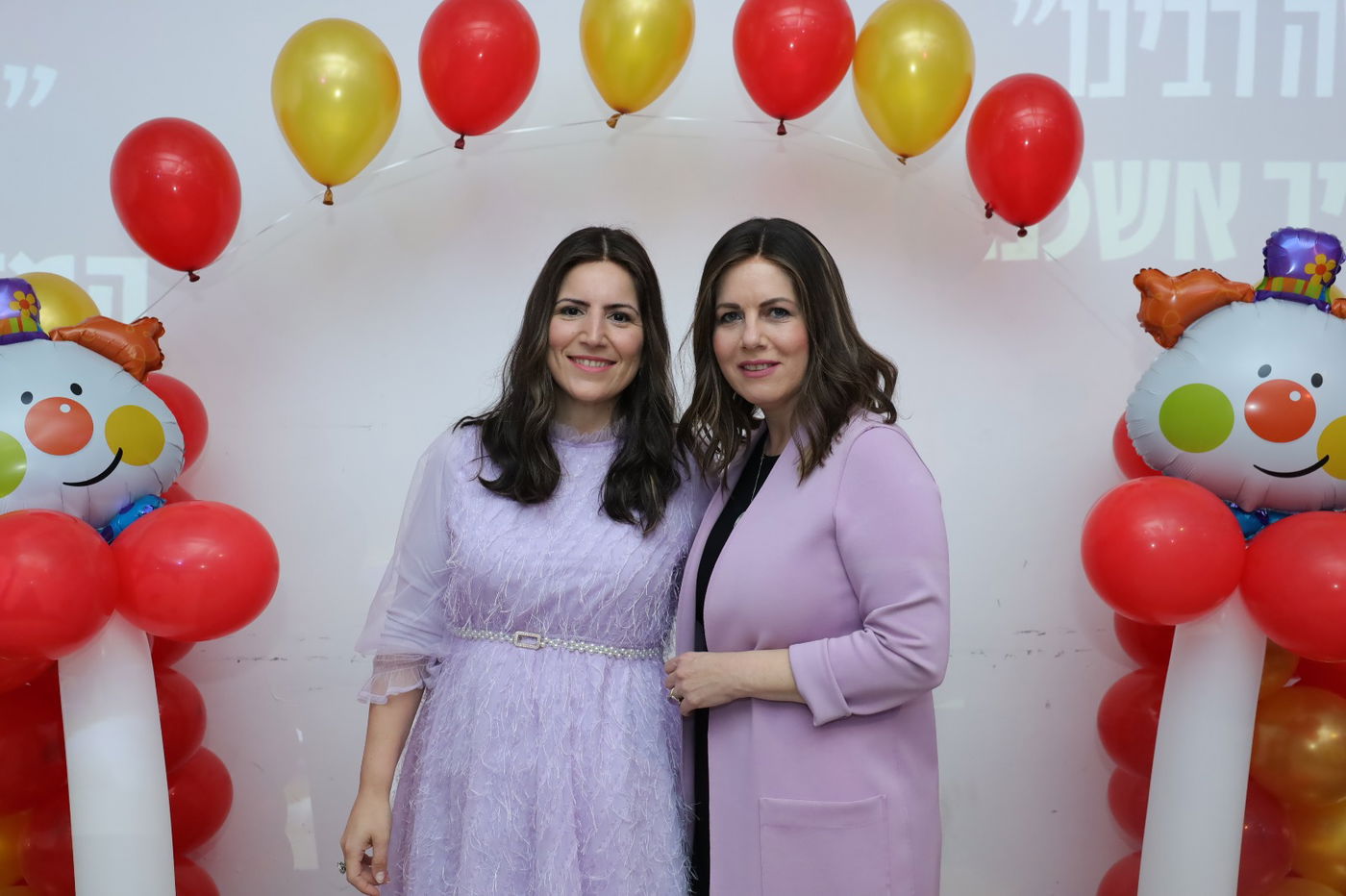 מי שלא ראתה כזו אורה...  לא ראתה שמחה מימיה!