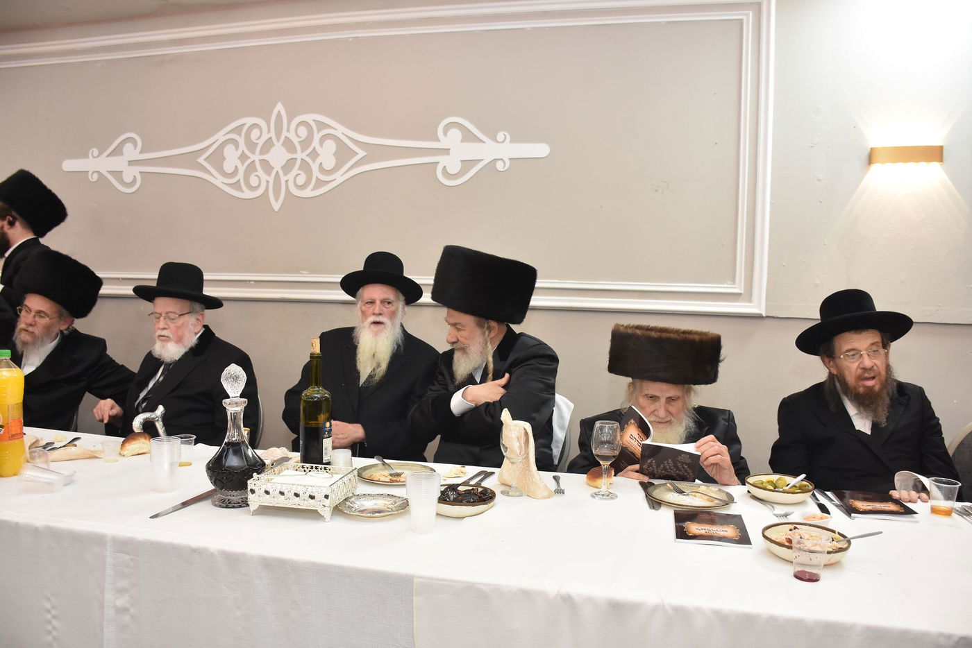 שמחת החתונה בחצר הקודש אשלג | צפו