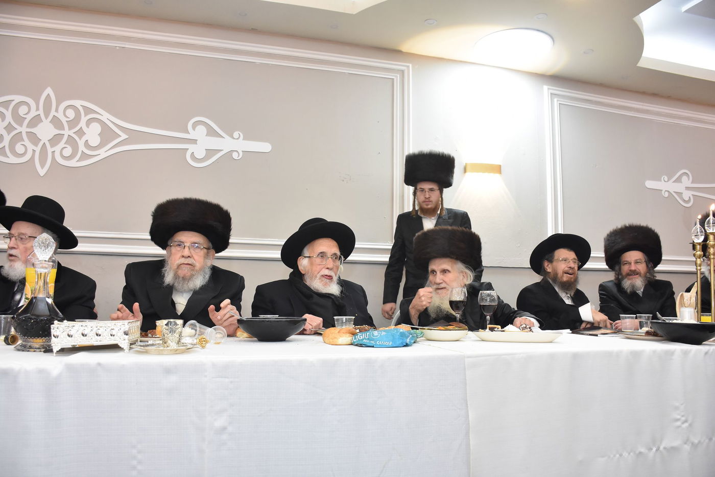 שמחת החתונה בחצר הקודש אשלג | צפו