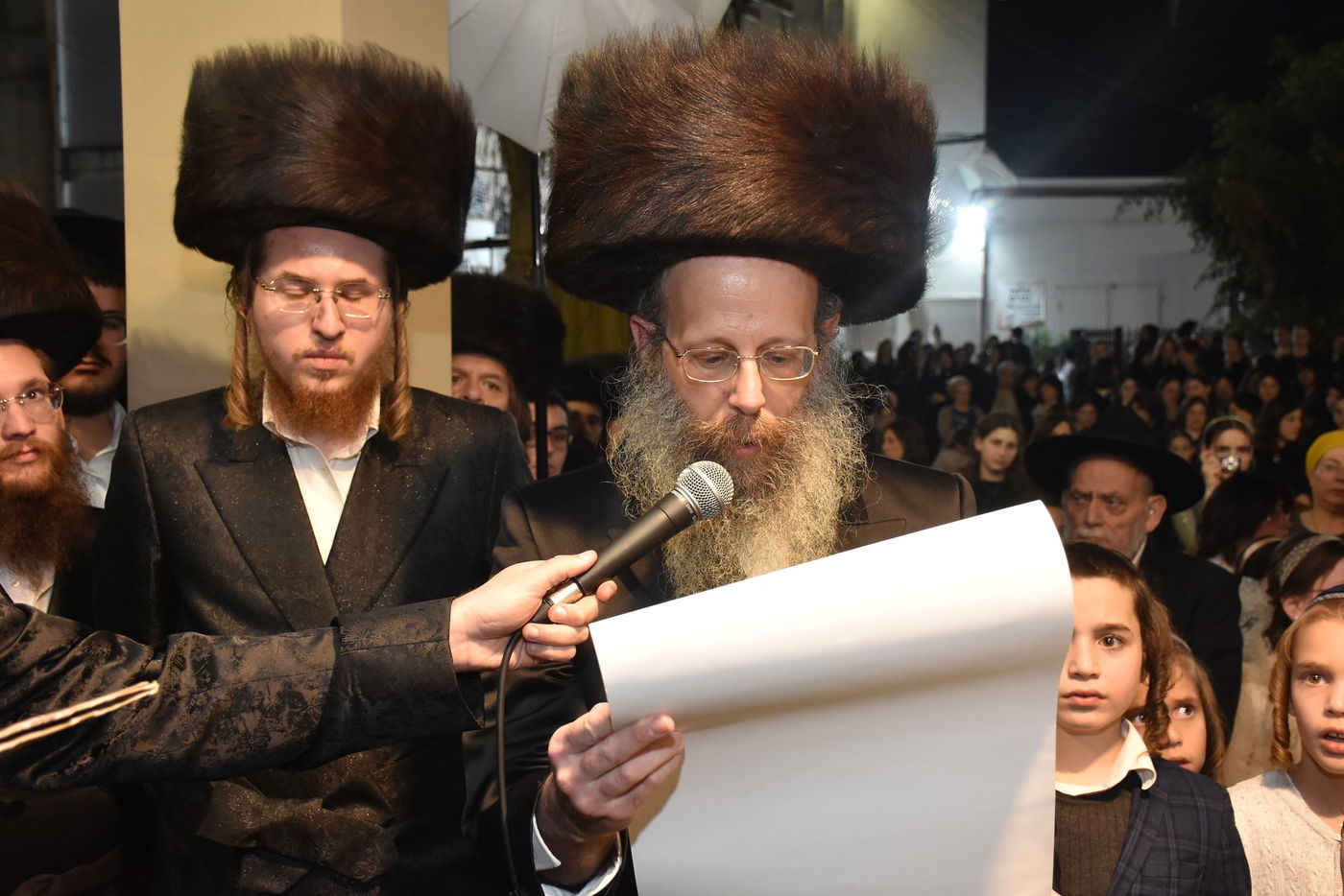 שמחת החתונה בחצר הקודש אשלג | צפו