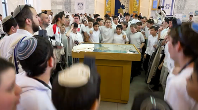 תלמידי ישיבת גבעת שמואל בניגון קרלין: 'להודיע'