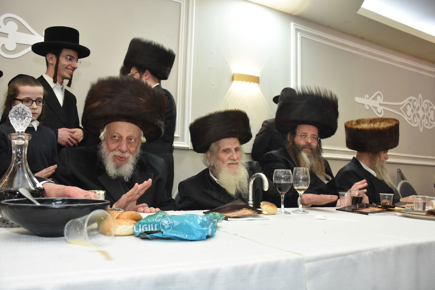 שמחת החתונה בחצר הקודש אשלג | צפו