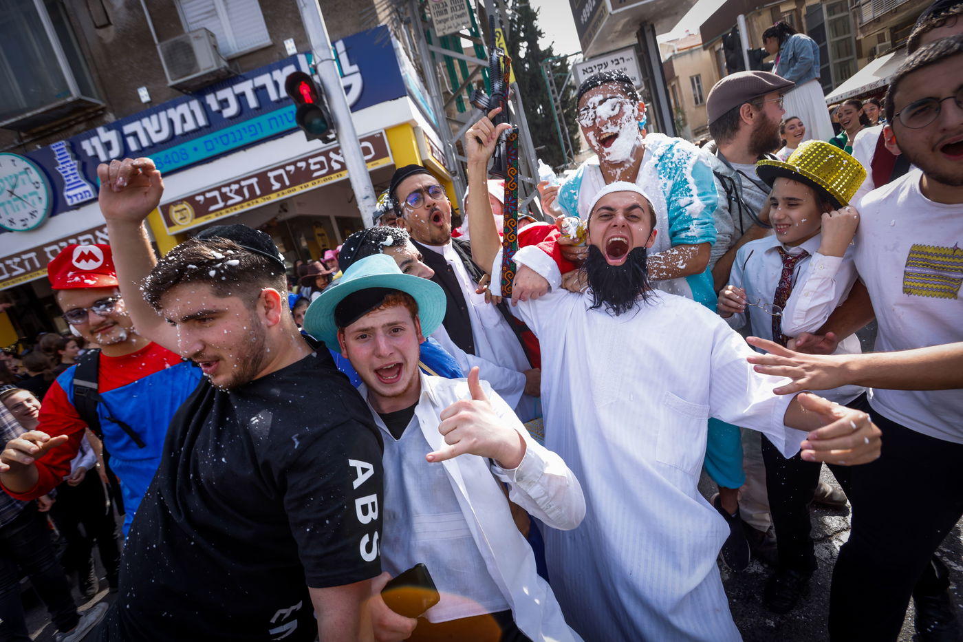 תיעוד מסכם: כך חגגו את פורים ברחובות בני ברק