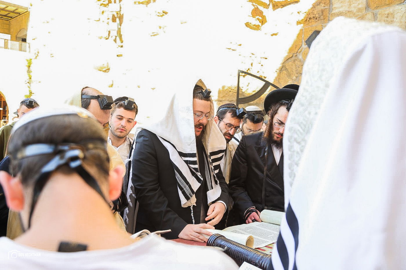 124 תמונות מרהיבות מהאווירה המיוחדת של פורים בירושלים