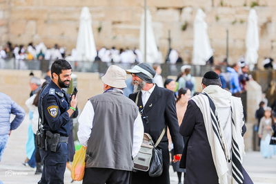 78% מהחרדים רוצים לגור בירושלים; ומה חושבים על מצעד הדגלים? | הסקר המלא