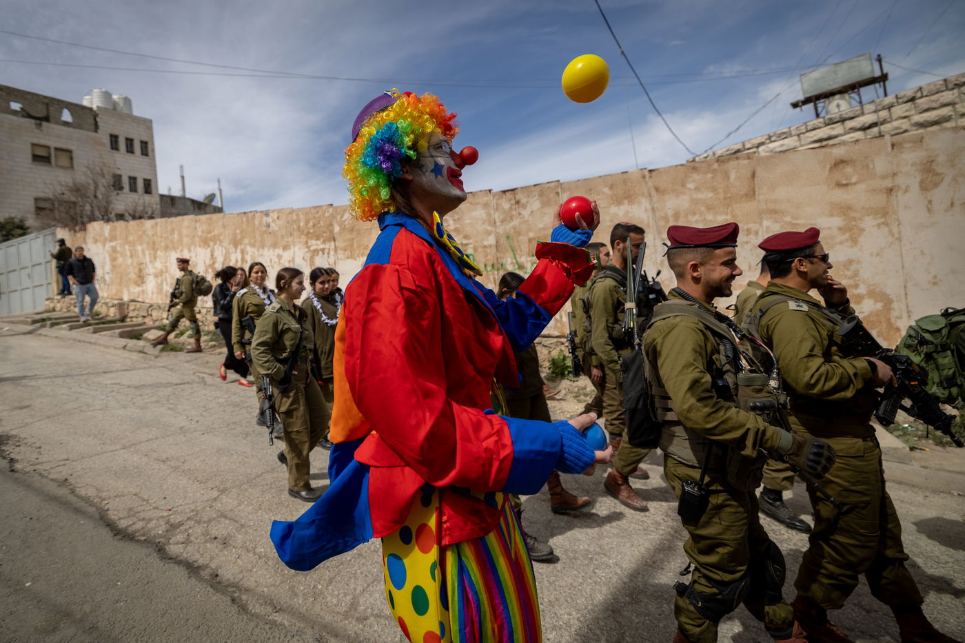 תחת אבטחה כבדה: כך חגגו פורים בחברון • גלריה