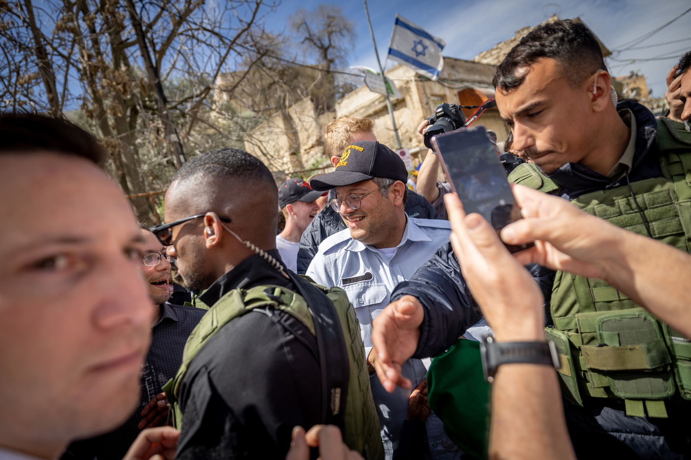 תחת אבטחה כבדה: כך חגגו פורים בחברון • גלריה