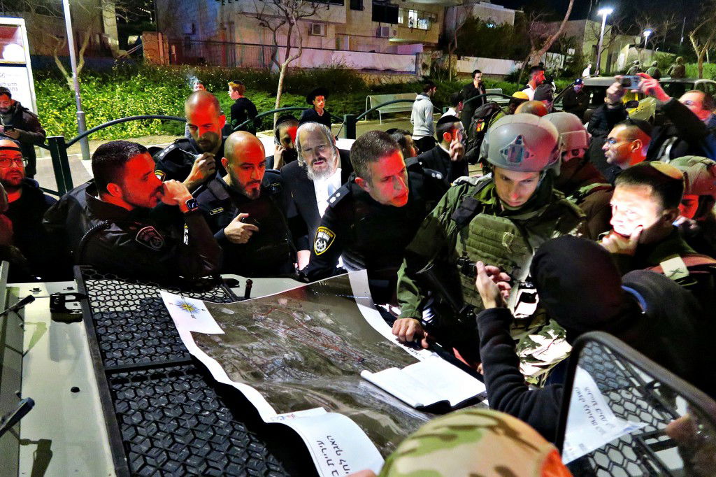 הדרמה הלילית בביתר עילית - ב-112 תמונות • צפו